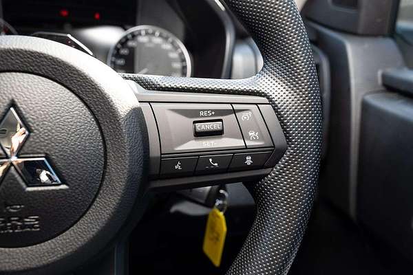 2024 Mitsubishi Triton GLX MV 4X4