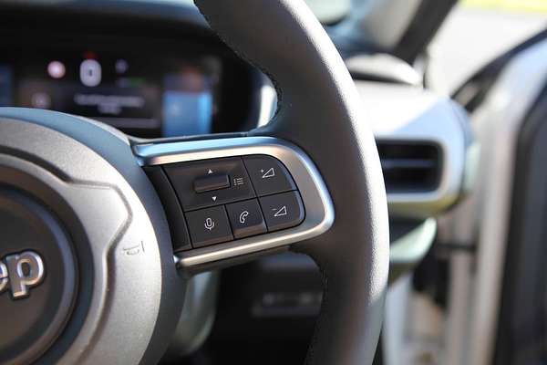 2024 Jeep Avenger Summit JJ