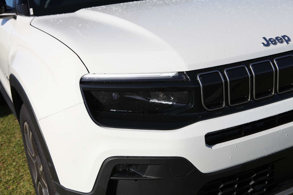 2024 Jeep Avenger Summit JJ