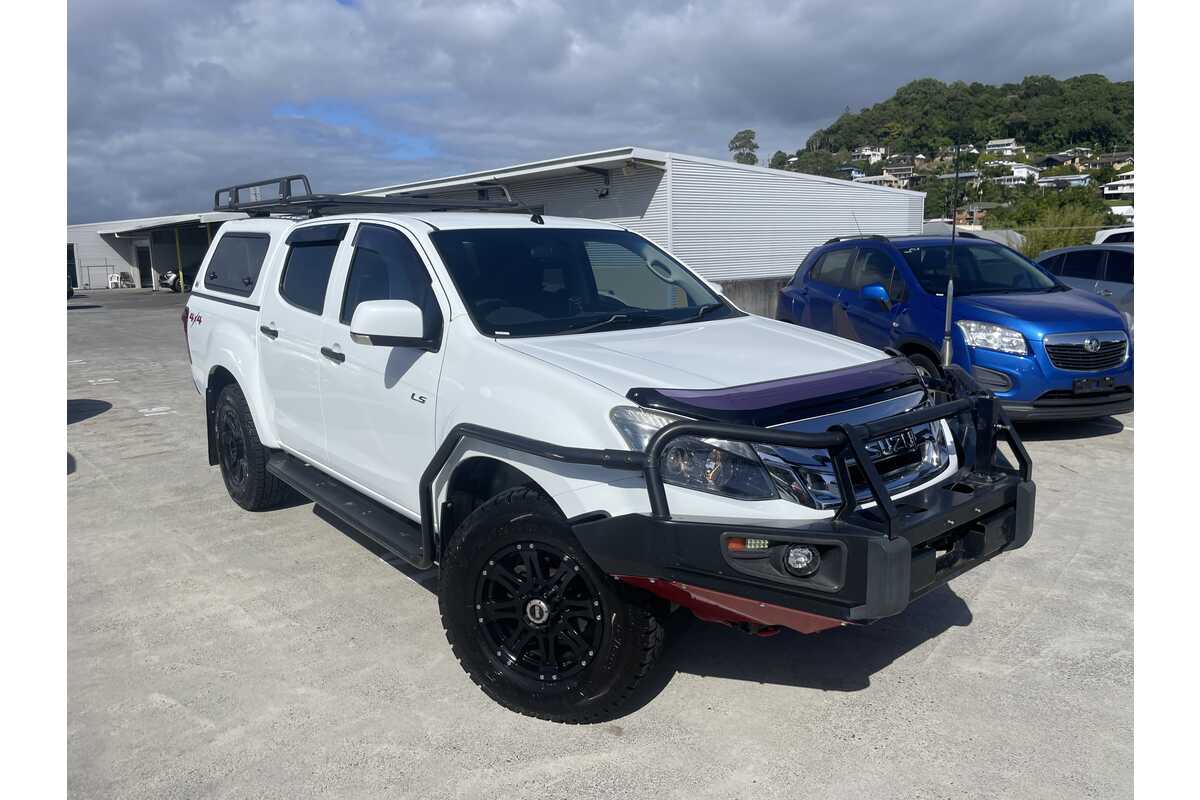 2015 Isuzu D-MAX LS-M