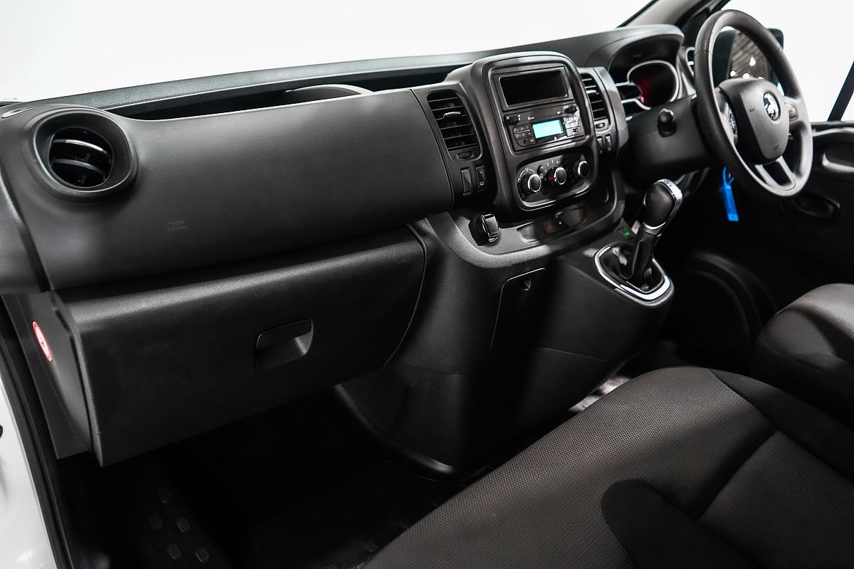 2021 Mitsubishi Express GLX SN SWB