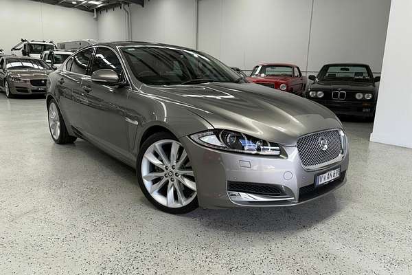 2011 Jaguar XF Luxury X250