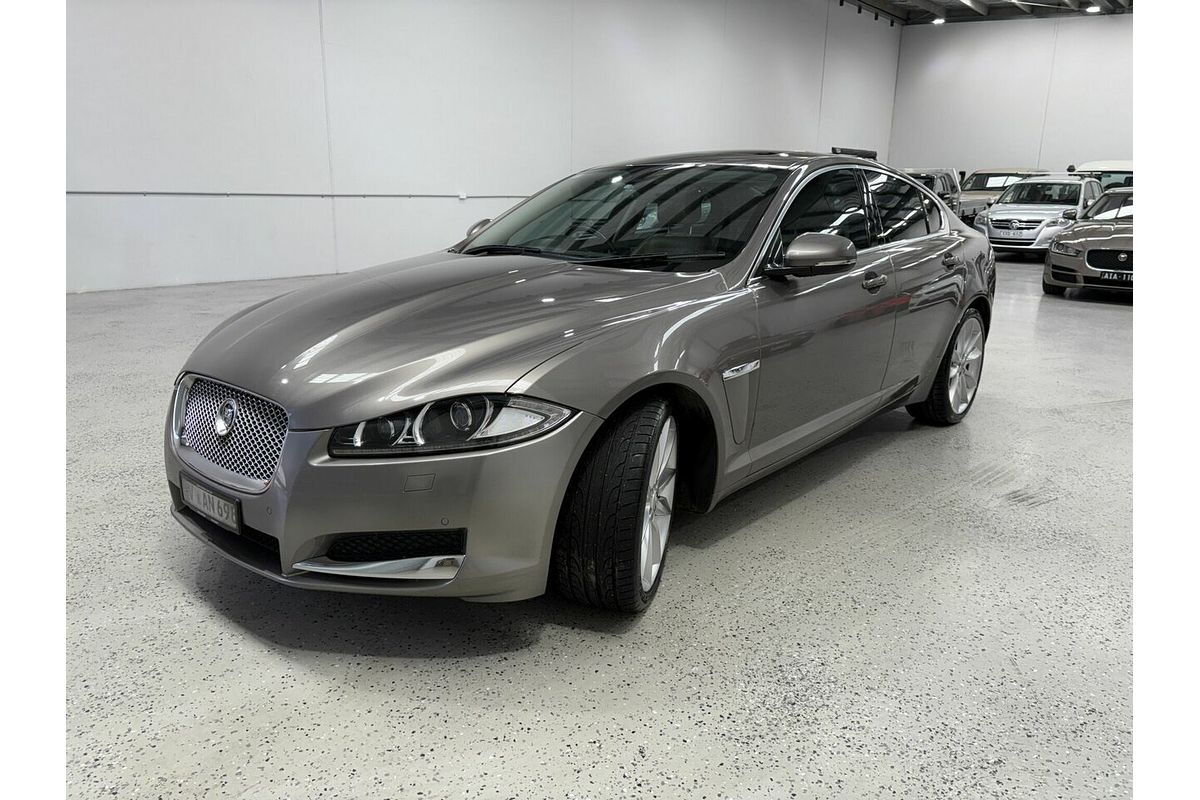 2011 Jaguar XF Luxury X250