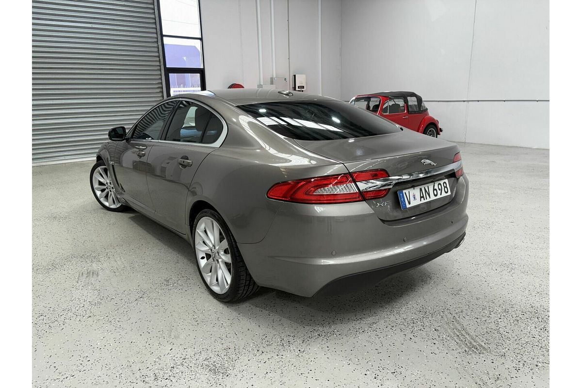 2011 Jaguar XF Luxury X250