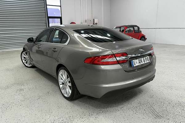 2011 Jaguar XF Luxury X250