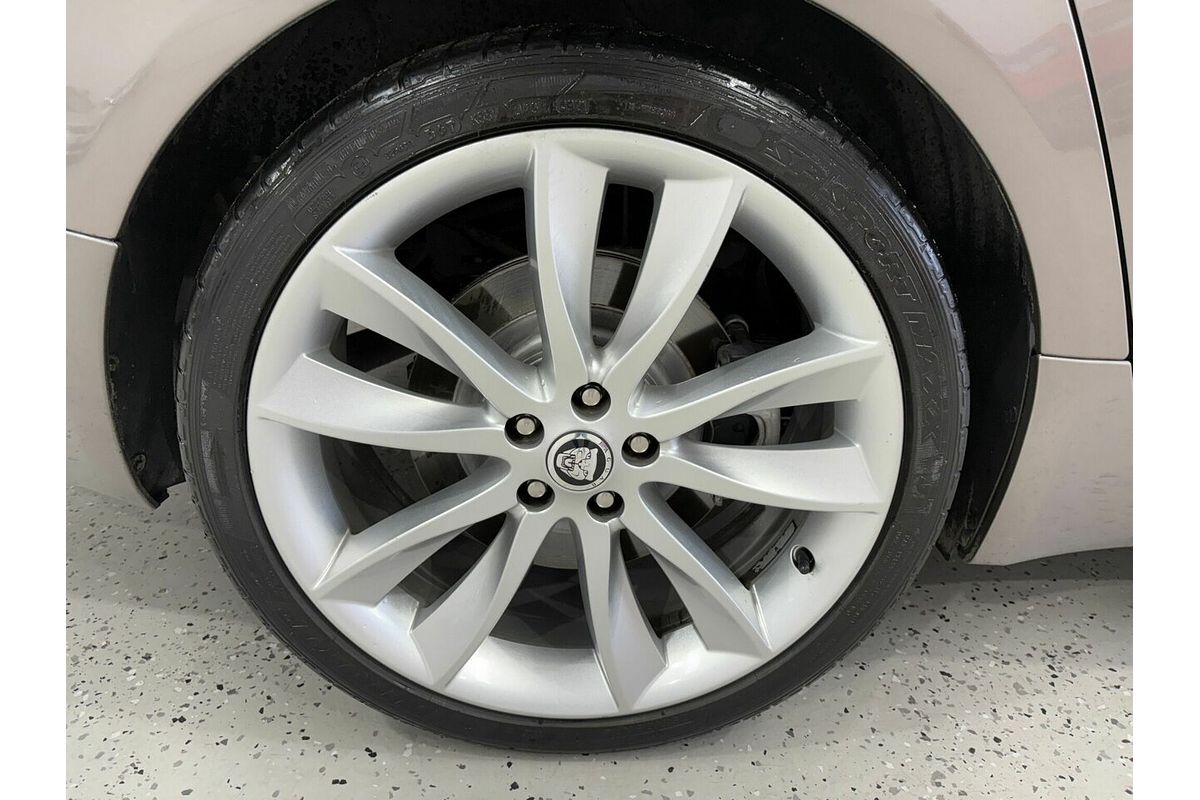 2011 Jaguar XF Luxury X250