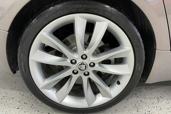 2011 Jaguar XF Luxury X250