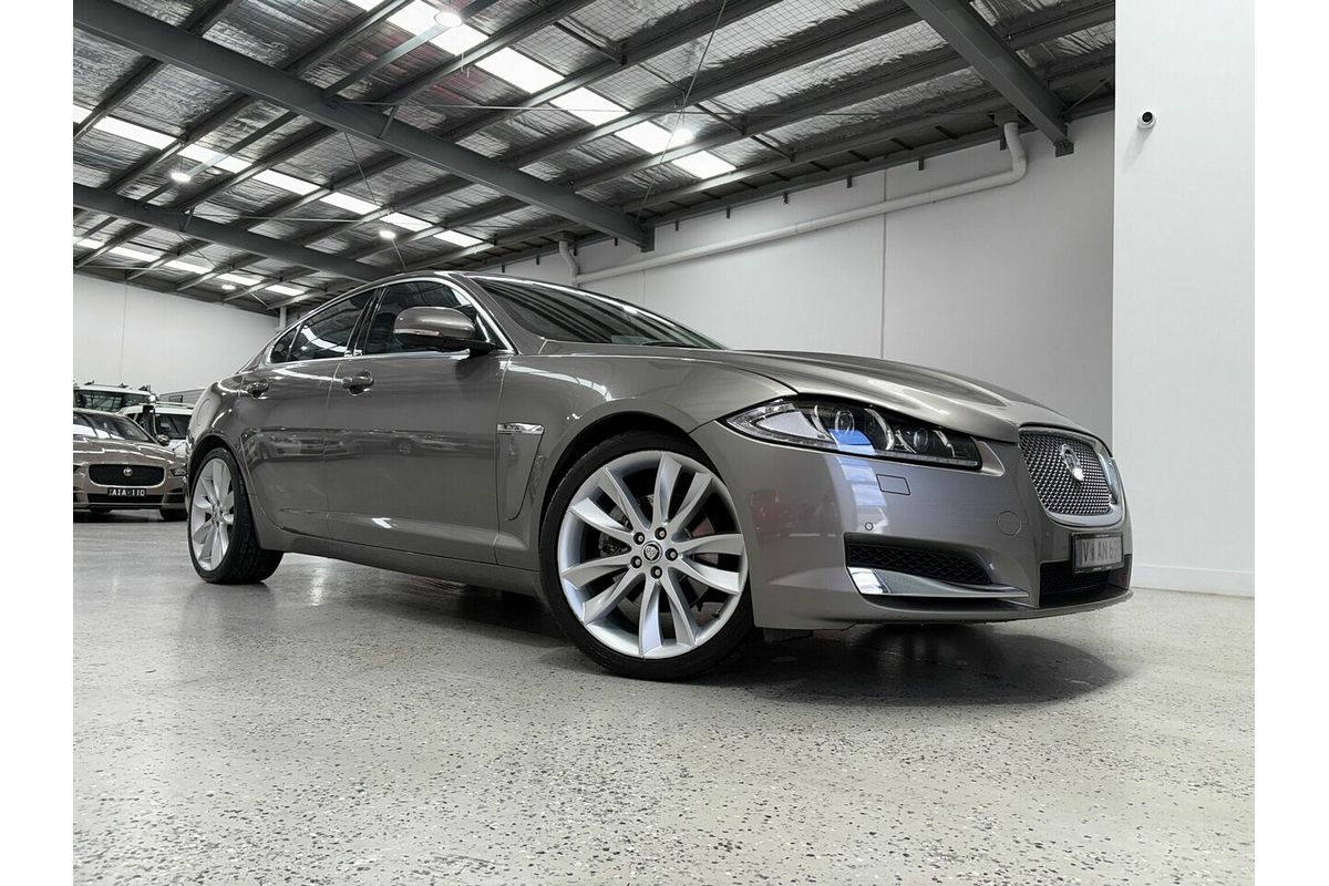 2011 Jaguar XF Luxury X250