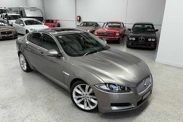 2011 Jaguar XF Luxury X250