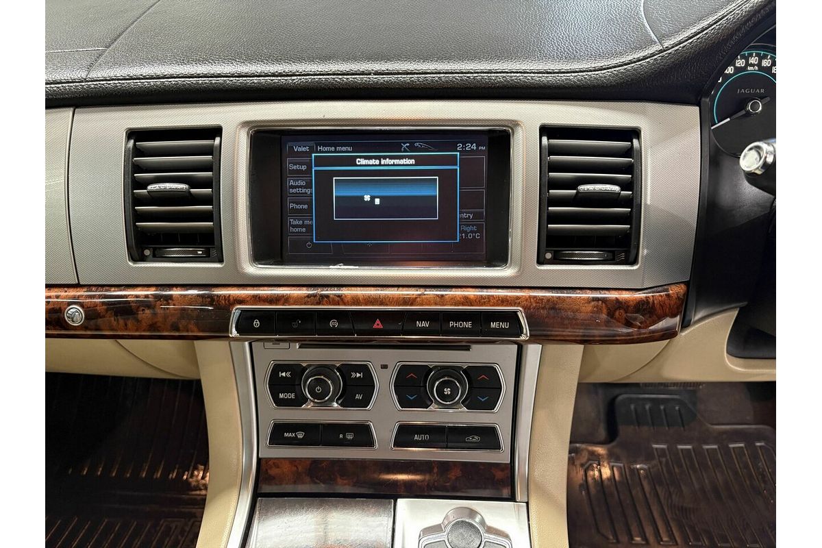 2011 Jaguar XF Luxury X250