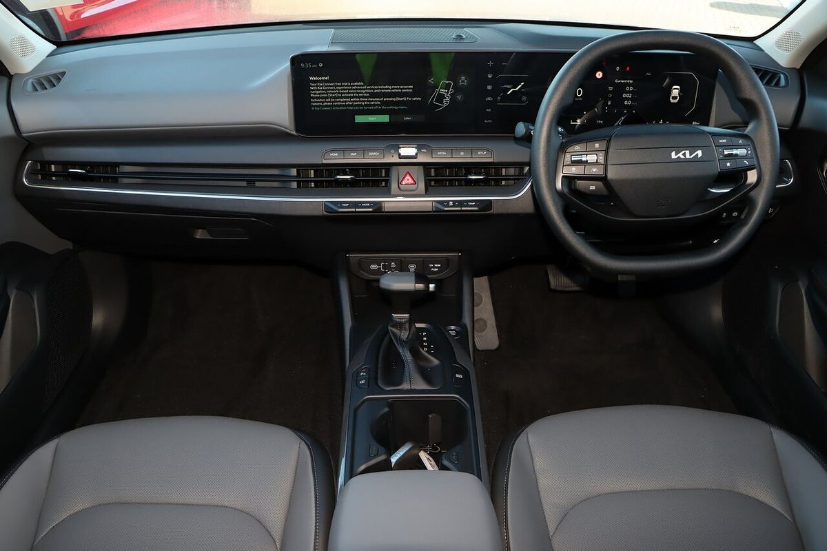 2025 Kia K4 Sport CL4m