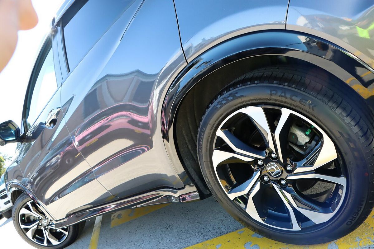2018 Honda HR-V RS
