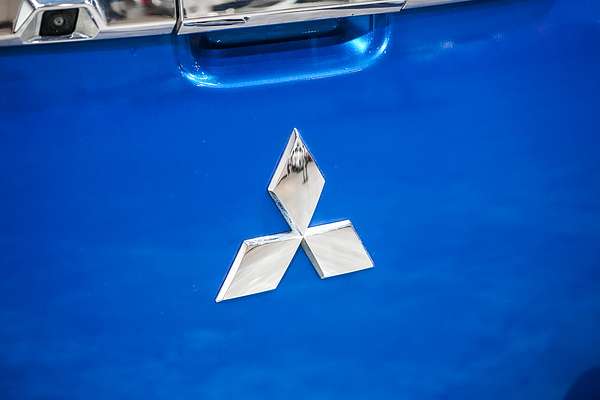 2023 Mitsubishi Triton GLS MR 4X4