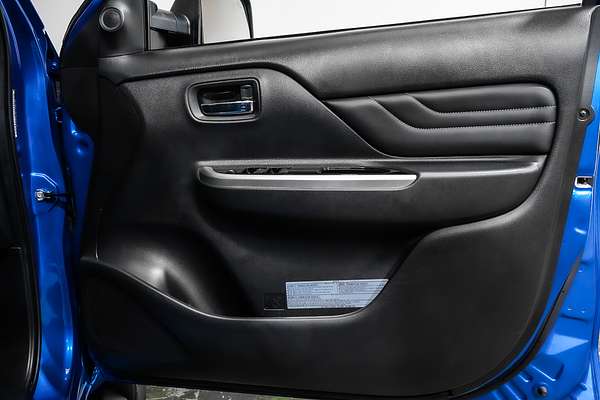 2023 Mitsubishi Triton GLS MR 4X4