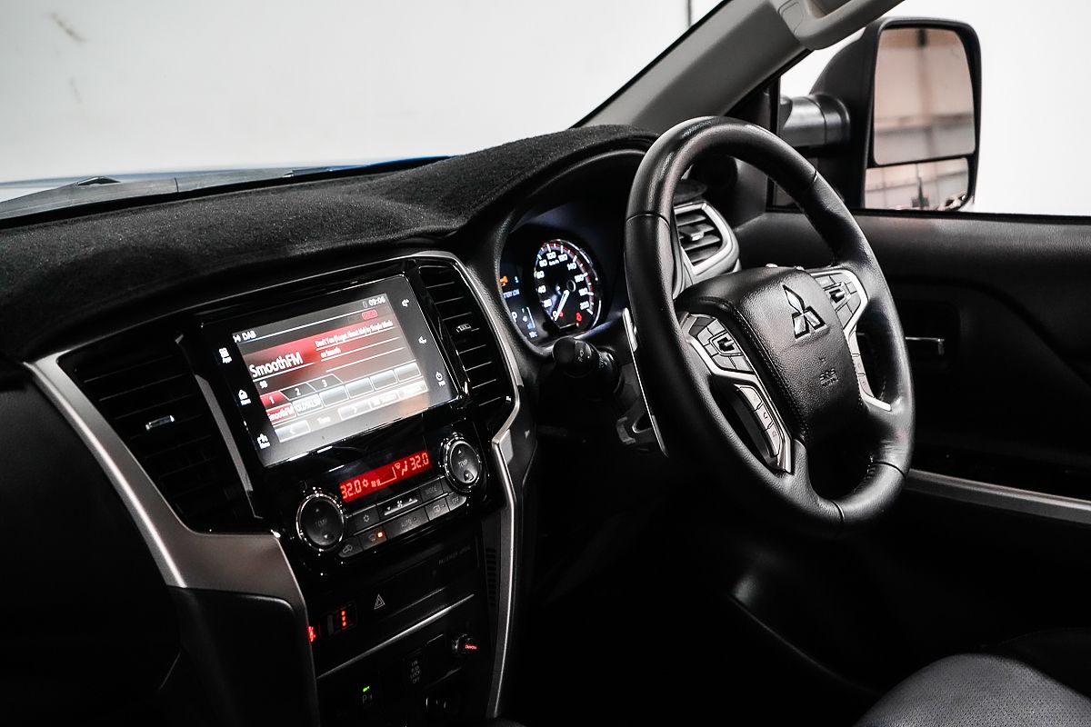 2023 Mitsubishi Triton GLS MR 4X4
