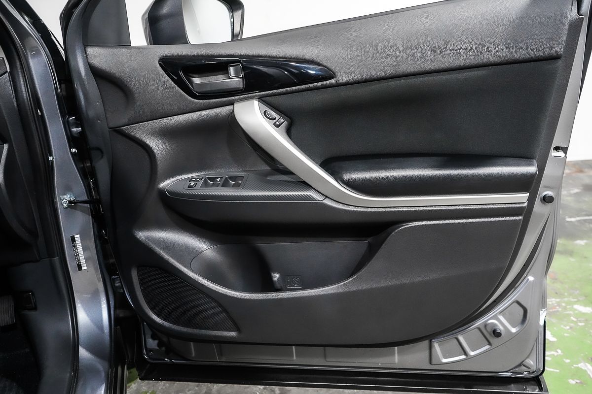 2024 Mitsubishi Eclipse Cross ES YB