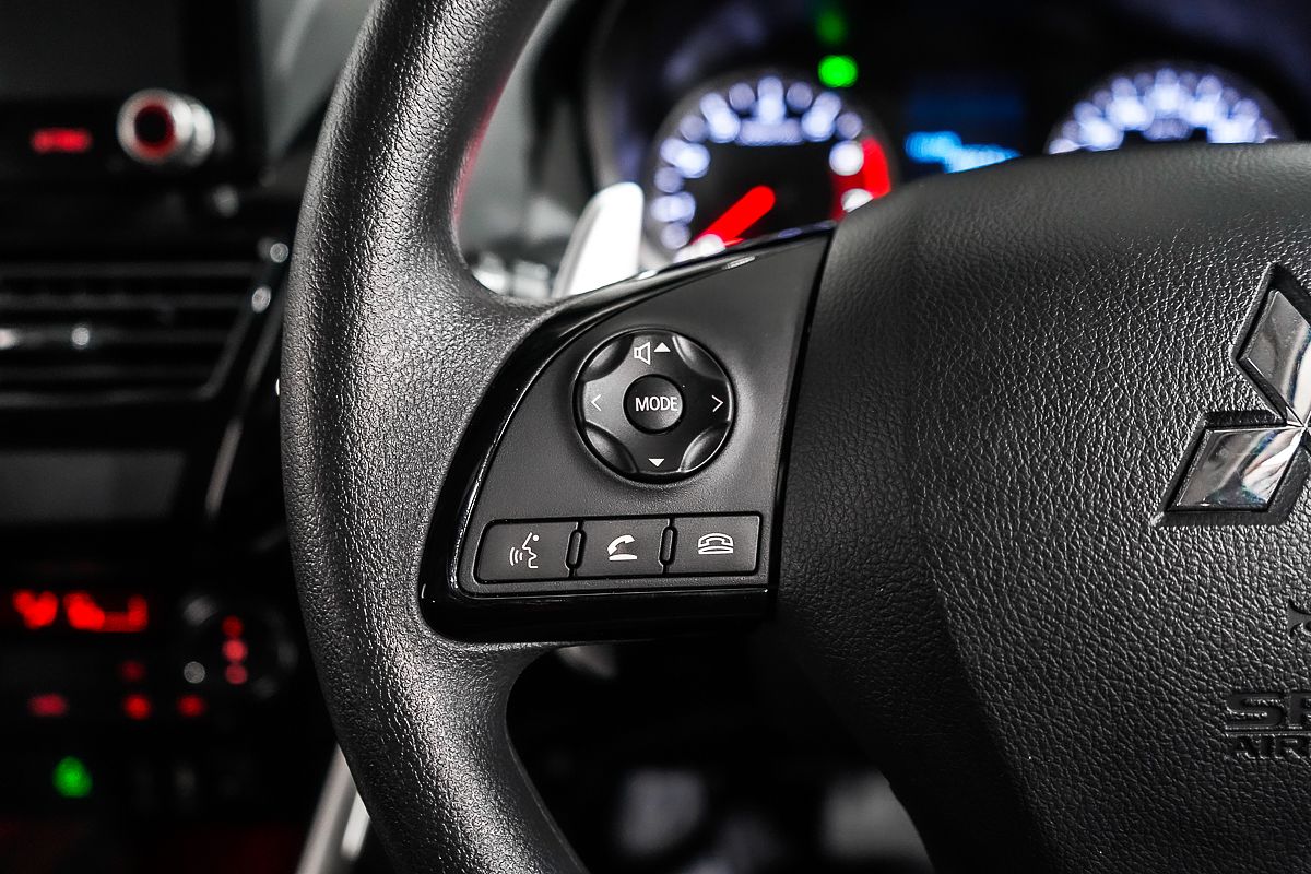 2024 Mitsubishi Eclipse Cross ES YB