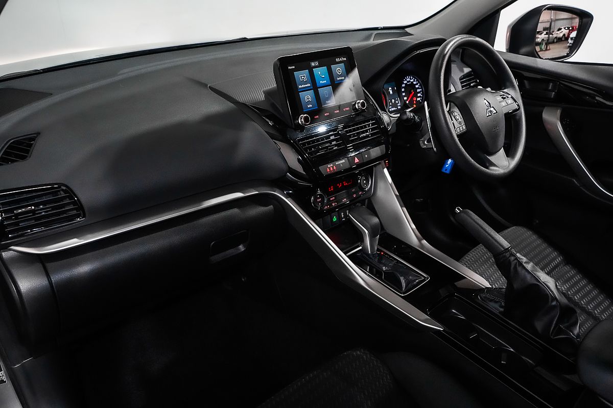 2024 Mitsubishi Eclipse Cross ES YB