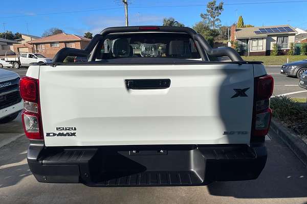 2025 Isuzu D-MAX X-RIDER 4X4