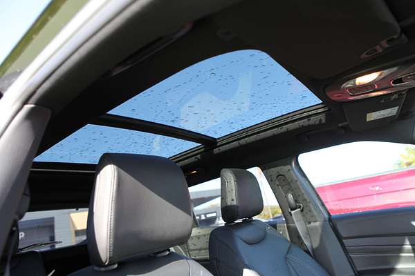 2023 Jeep Compass S-Limited M6