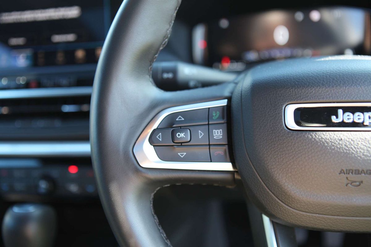 2023 Jeep Compass S-Limited M6