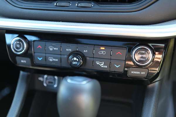 2023 Jeep Compass S-Limited M6