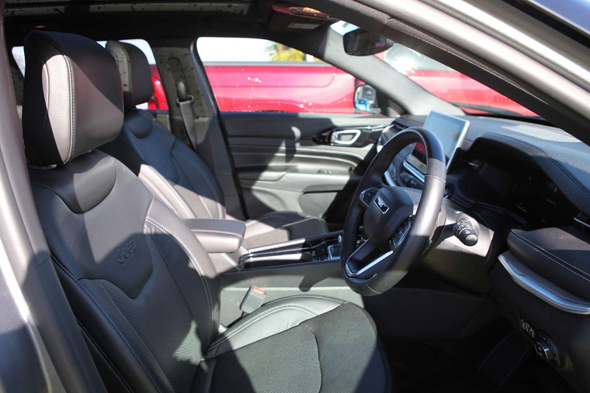 2023 Jeep Compass S-Limited M6