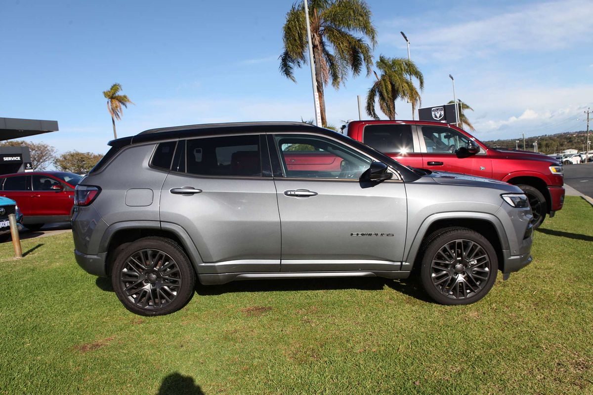 2023 Jeep Compass S-Limited M6