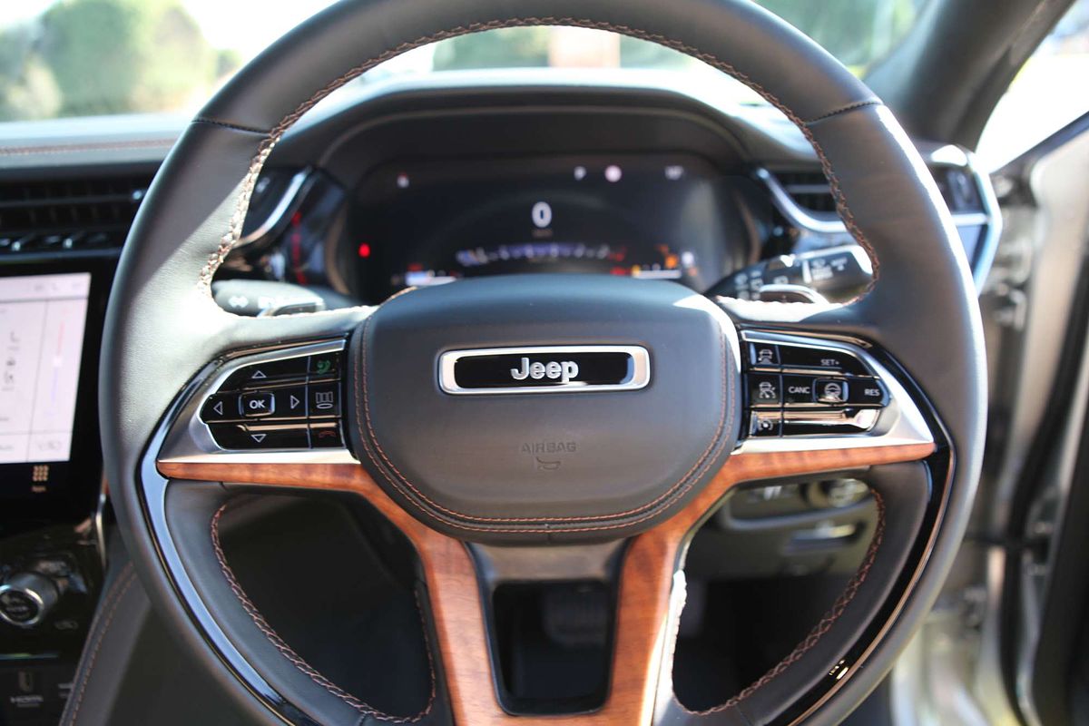 2023 Jeep Grand Cherokee Summit Reserve WL