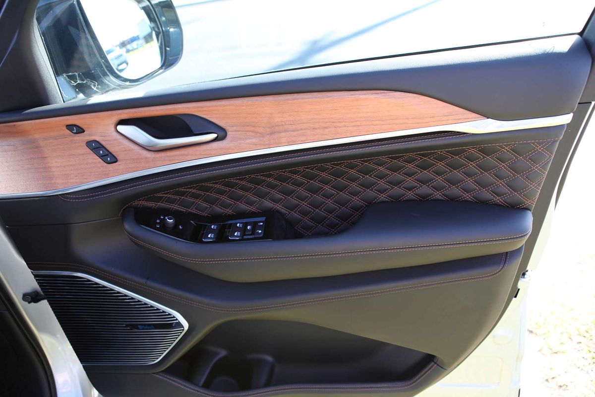 2023 Jeep Grand Cherokee Summit Reserve WL