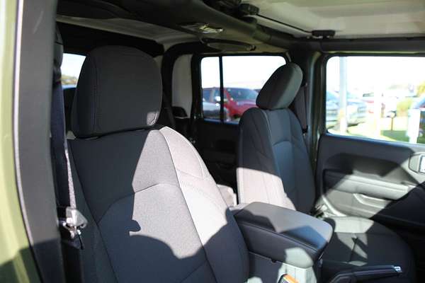 2023 Jeep Gladiator Night Eagle JT All Wheel Drive