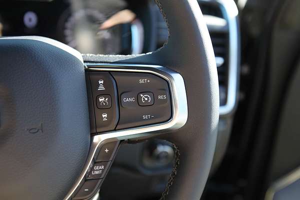 2025 RAM 1500 Laramie Sport Hurricane SO RamBox DT 4X4 SWB