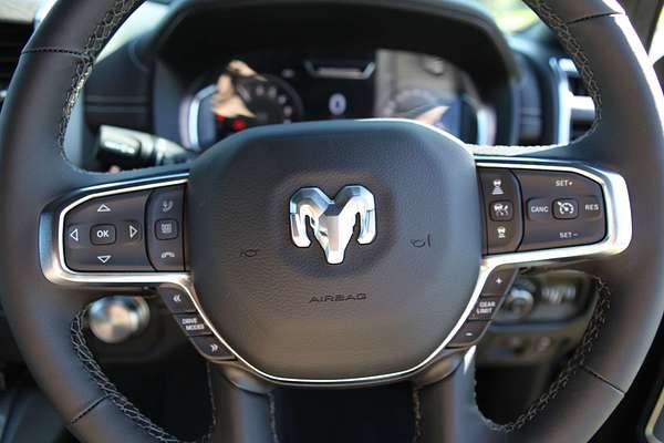 2025 RAM 1500 Laramie Sport Hurricane SO RamBox DT 4X4 SWB