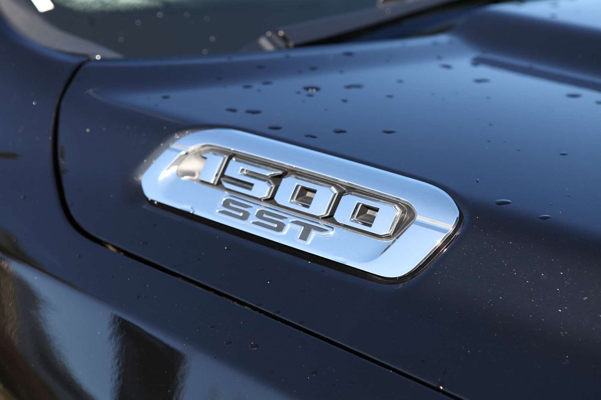 2025 RAM 1500 Laramie Sport Hurricane SO RamBox DT 4X4 SWB