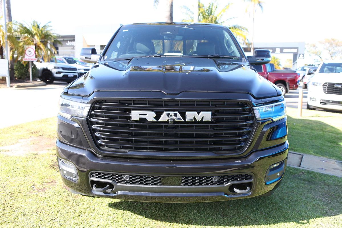 2025 RAM 1500 Laramie Sport Hurricane SO RamBox DT 4X4 SWB