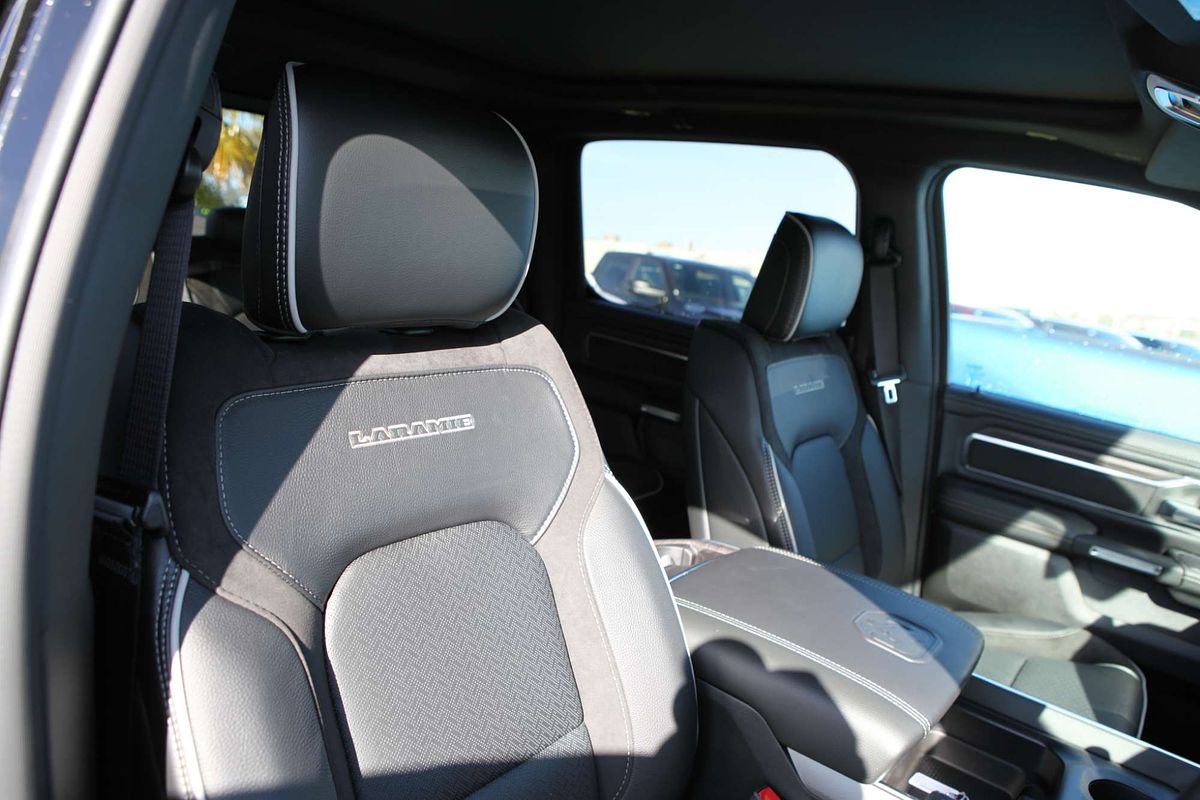 2025 RAM 1500 Laramie Sport Hurricane SO RamBox DT 4X4 SWB