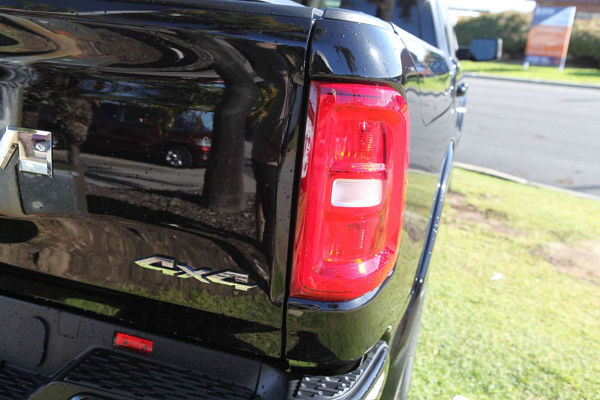 2025 RAM 1500 Laramie Sport Hurricane SO RamBox DT 4X4 SWB