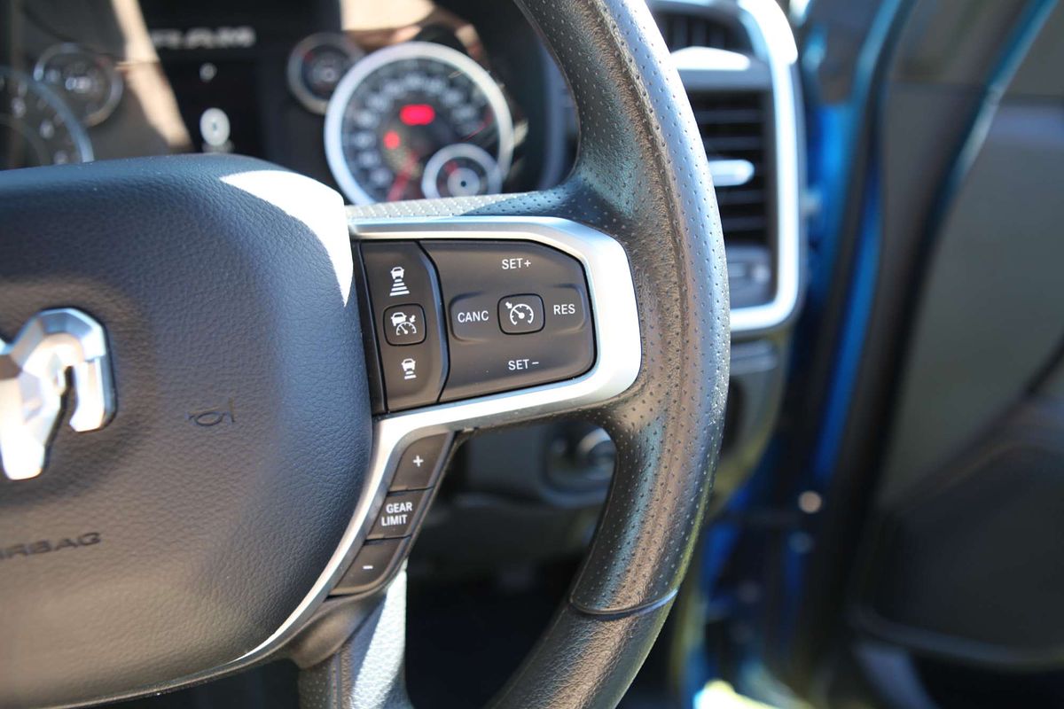 2024 RAM 1500 Big Horn HURRICANE 3.0TT DT 4X4 LWB