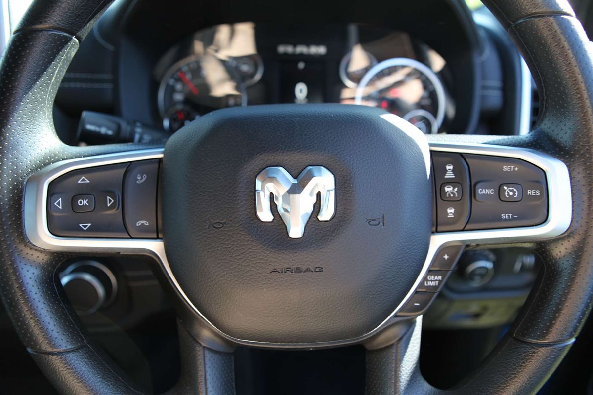2024 RAM 1500 Big Horn HURRICANE 3.0TT DT 4X4 LWB