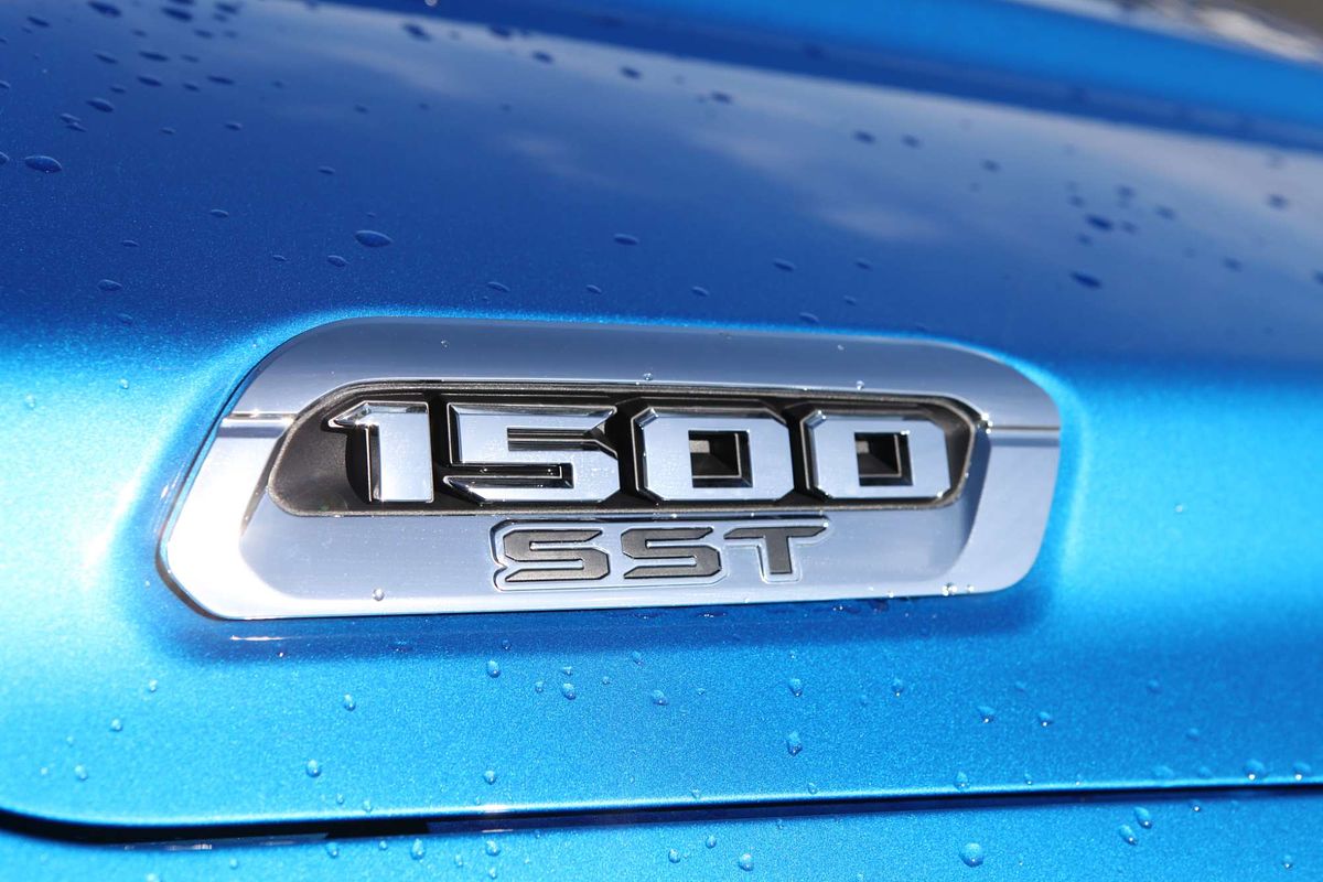 2024 RAM 1500 Big Horn HURRICANE 3.0TT DT 4X4 LWB