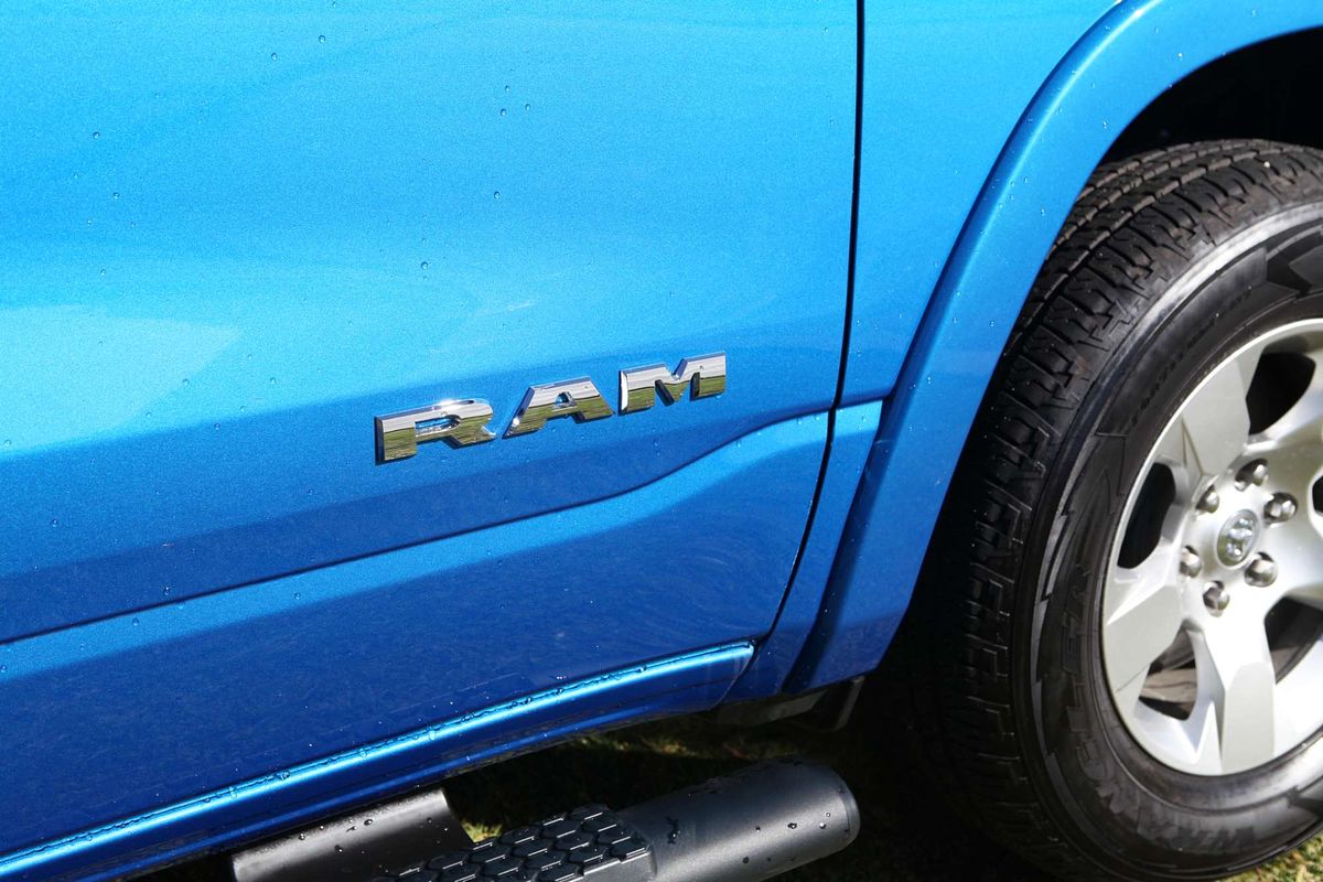 2024 RAM 1500 Big Horn HURRICANE 3.0TT DT 4X4 LWB