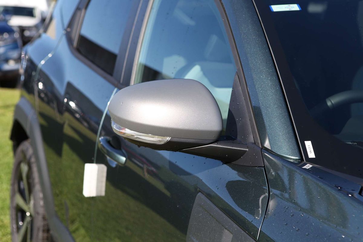2025 Renault Duster Techno X1311