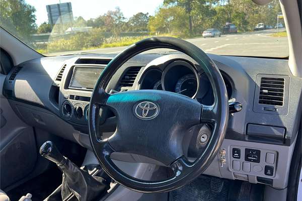 2007 Toyota Hilux SR KUN26R 4X4