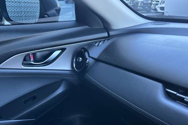2023 Mazda CX-3 sTouring DK