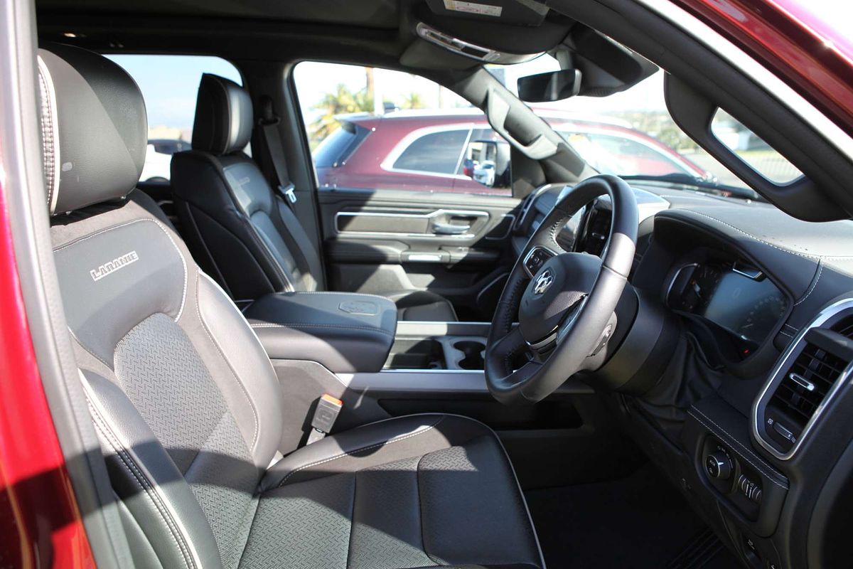 2024 RAM 1500 Laramie Sport RamBox DT 4X4 SWB