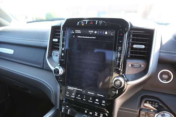 2024 RAM 1500 Laramie Sport RamBox DT 4X4 SWB