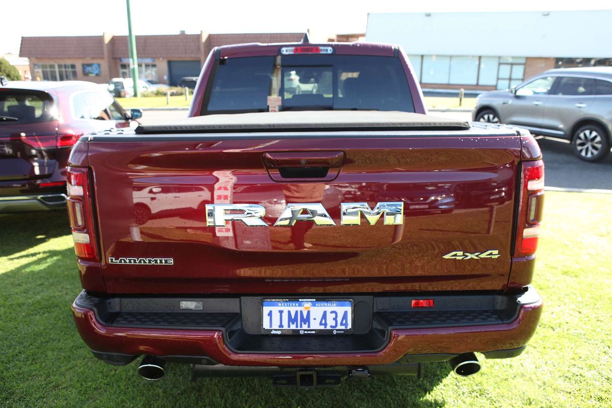 2024 RAM 1500 Laramie Sport RamBox DT 4X4 SWB