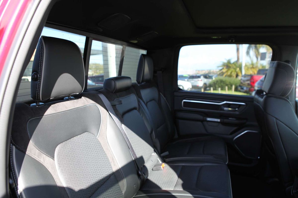 2023 RAM 1500 Laramie Sport RamBox DT 4X4 SWB