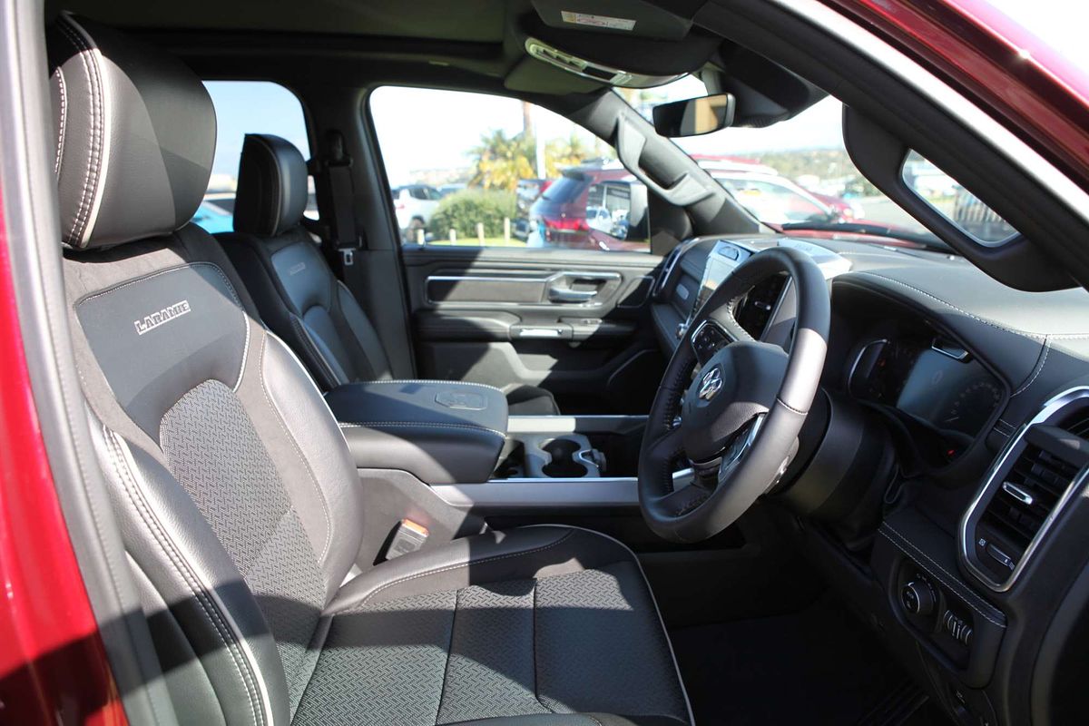 2023 RAM 1500 Laramie Sport RamBox DT 4X4 SWB