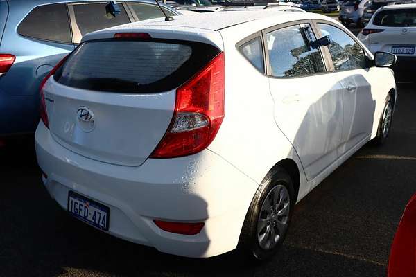 2017 Hyundai Accent Active RB4